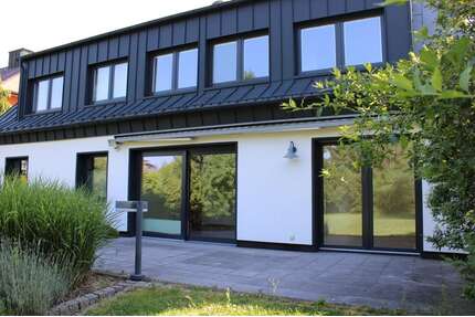 Haus zum Mieten in Dortmund Brackel 1.550,00 € 207 m² - Dortmund / Brackel