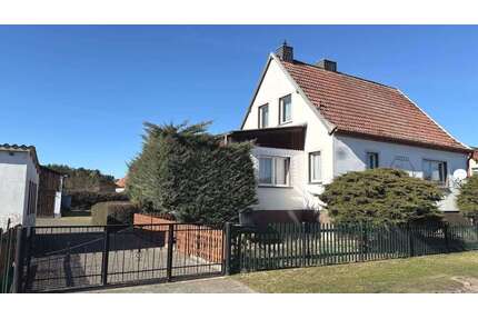 Haus zum Kaufen in Neuhausen 125.000,00 € 105 m²