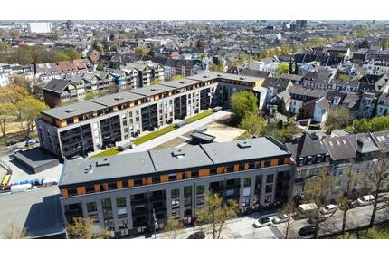 schöne 2 Zimmer Erdgeschosswohnung mit Terrasse zur Straßenseite zum 01.07.2026 - Krefeld