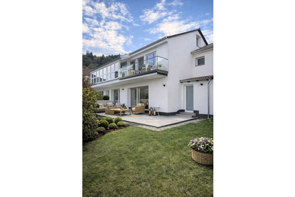 Haus zum Kaufen in Baden-Baden 790.000,00 € 280 m²