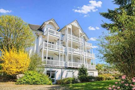 Stilvolle Maisonette-Wohnung mit Terrasse, Balkon und Stellplatz - Sellin