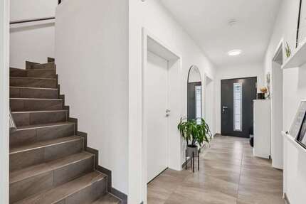 Haus zum Kaufen in Linnich 365.000,00 € 100 m²