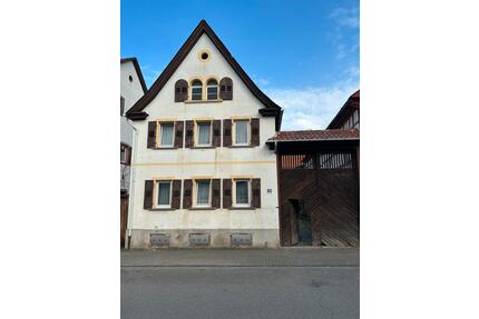 Älteres Bauernhaus mit Nebengebäuden - von Privat - Worms Nördliche Vororte