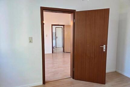 Nähe Eichkeler Park, Wohnung 45 qm 25 Zimmer. - Bochum Bochum-Mitte