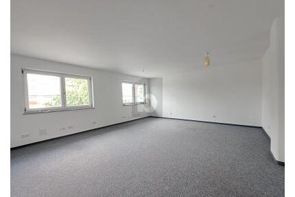 TOP-FLÄCHE IM 1. OG MIT AUFZUG + TG-PLÄTZEN - Germering