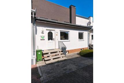 Reihenhaus - 369.000,00&nbsp;EUR Kaufpreis, ca.&nbsp; 136,00&nbsp;m&sup2; in Lingenfeld (PLZ: 67360)