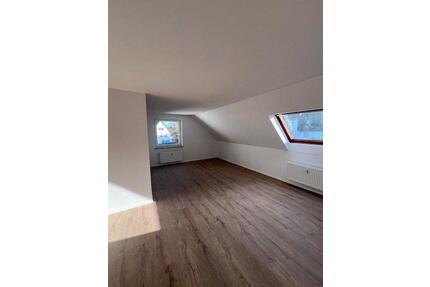 Modern sanierte 4-Zimmer-Wohnung mit ca. 88 m² in zentraler Lage - Barsinghausen