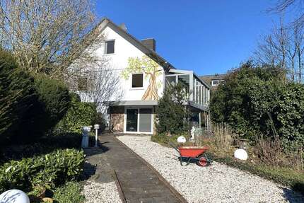 Haus zum Kaufen in Langerwehe 480.000,00 € 135.5 m²