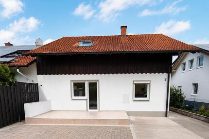 Provisionsfrei Einfamilienhaus in Dingolfing | 152 m² | 6 Zimmer