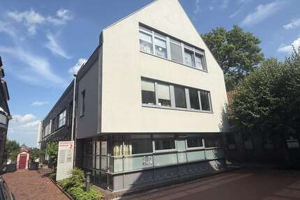 Wohnung zum Mieten in Jever 900,00 € 109 m²