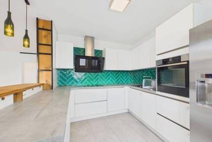 Gehobene 4-Zimmer-Wohnung mit Gartenblick & Tiefgaragenstellplatz in Karlsruhe-WeststadtMühlburg