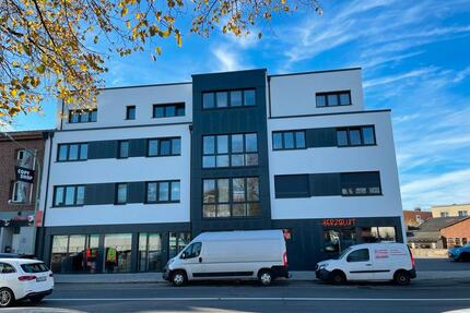 Exklusive Luxuswohnung mit 125 m² großem Balkon - Düren Rölsdorf