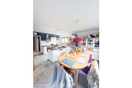 Wohnung zum Kaufen in Allmersbach im Tal 370.000,00 € 132 m²