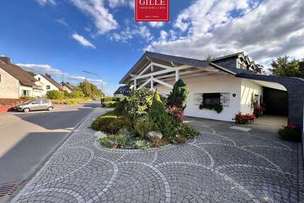 Haus zum Kaufen in Neuss 710.000,00 € 277 m²