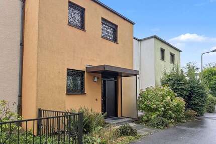Haus zum Kaufen in Frankfurt am Main 549.000,00 € 105 m²