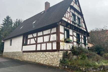 Haus zum Kaufen in Strullendorf 331.500,00 € 140 m²