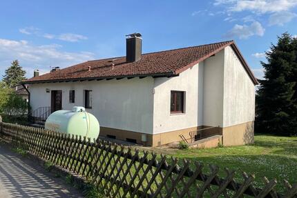 Großzügiges Einfamilienhaus in ruhiger Südhanglage – traumhafter - Uttenreuth