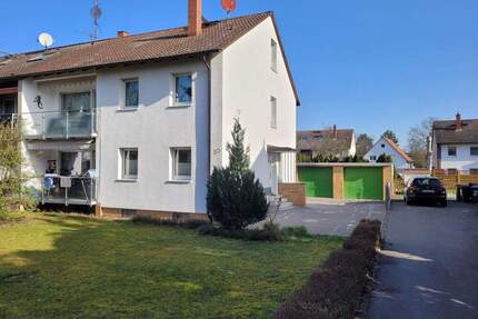 Vermietete Doppelhaushälfte mit großem Garten - Rüsselsheim