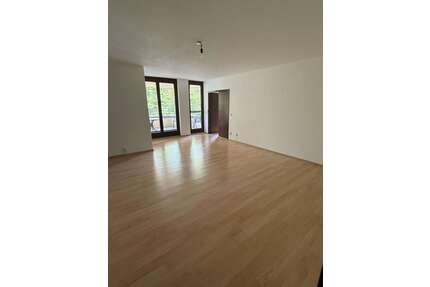Wohnung zum Mieten in Köln 1.400,00 € 70.1 m²