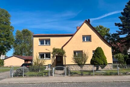 Einfamilienhaus+AnliegerwohnungZweigenerationenhaus zum Verkauf - Körner
