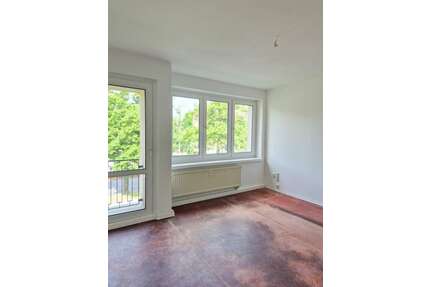 Wohnung zum Mieten in Chemnitz 285,00 € 63.38 m²