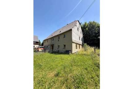 Haus zum Kaufen in Oelsnitz 130.000,00 € 300 m²