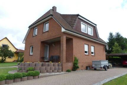 gepflegtes Einfamilienhaus in ruhiger Lage - Glasin Babst