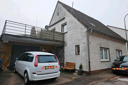 Einfamilienhaus - 100.000,00&nbsp;EUR Kaufpreis, ca.&nbsp; 100,00&nbsp;m&sup2; in Wilgartswiesen (PLZ: 76848)