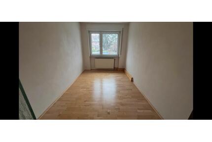 Ca. 75m2 Wohnung mit 4 Zimmer in Frankfurt Fechenheim zur Miete - Frankfurt am Main Ost