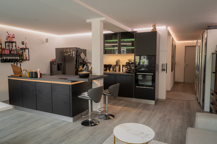Seltenes High-Class Refugium in bester Stadtmitte – Kernsanierte Design-Wohnung mit Terrasse - Schorndorf