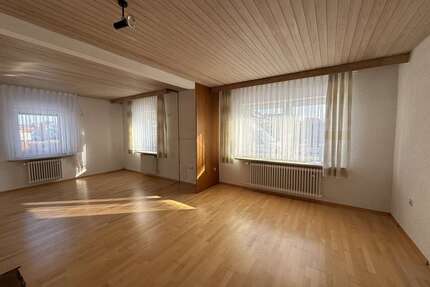 Haus zum Kaufen in Mitterteich 189.000,00 € 144 m²