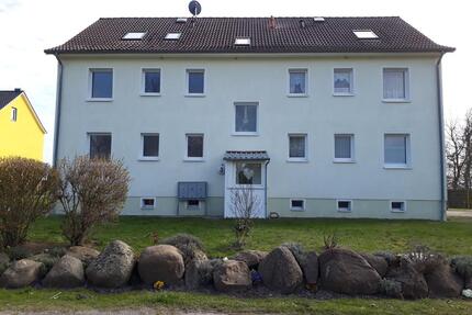Schöne 3 Zimmer Wohnung mit Süd-Balkon am Menzendorfer See - Lüdersdorf