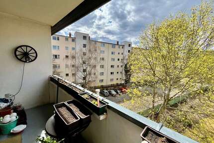 Wohnung zum Kaufen in Berlin 151.000,00 € 68.31 m²