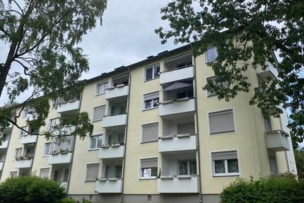 4-Zimmer-Eigentumswohnung mit Garage und Loggia in Sennestadt - Bielefeld