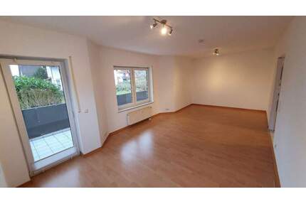 Schöne 2 Zimmerwhg in Karlstein zum Verkauf!