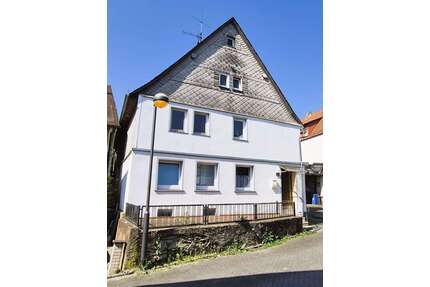 Haus zum Kaufen in Löhnberg 139.000,00 € 125 m²