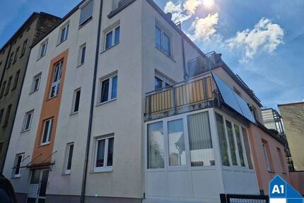 Giebichenstein: Gepflegte 2-Zimmer-Eigentumswohnung mit Südbalkon und Tiefgaragenstellplatz in ruhiger Lage in Halle (Saale)