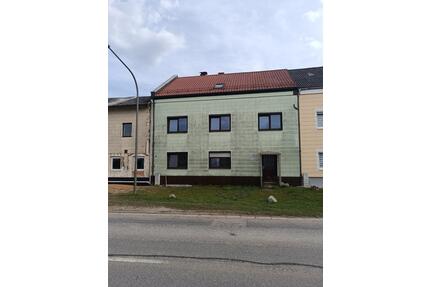 Reihenhaus Haus Sanierungsobjekt Wohnhaus - Aham