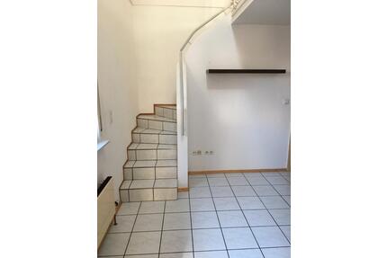 Kleine Maisonette ca. 30 qm in Lingenfeld nähe S-Bahn