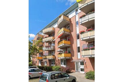 Helle 2-Zimmer Wohnung mit Balkon und Aufzug ab 01.05. - Leipzig Ost