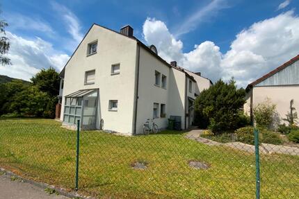 2-Zimmer-Dachgeschosswohnung Schottenau - Eichstätt