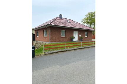 Junger stilvoller Bungalow, Bj. 2016, Solar, Kamin, Gute Lage. Sofort Verfügbar - Kirchdorf b Sulingen