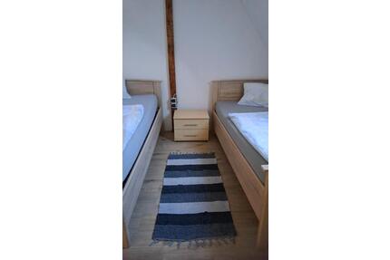 91613Marktbergel MONTEURZIMMER - 25,00&nbsp;EUR Kaltmiete, in Marktbergel (PLZ: 91613)