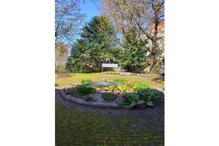 *Helle 2-Raum Altbau-WE in Limbach-Oberfrohna