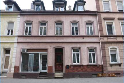 Sanierungsbedürftiges kleines Wohn- und Geschäftshaus im Innenstadtbereich - Frankenthal (Pfalz)