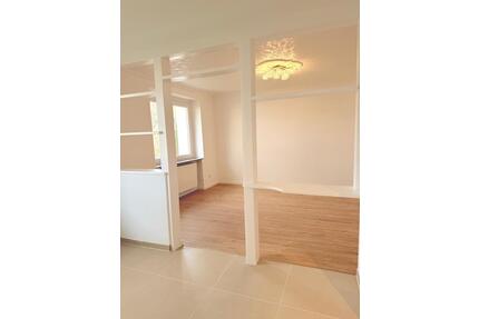 Kernsanierte 4-ZKB Wohnung mit Garten - Wadgassen