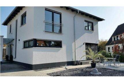 Neubau eines massiven Einfamilienhaus in Bestlage mit Südwestgarten - Berg