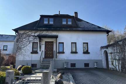 Haus zum Kaufen in Marktredwitz 177.000,00 € 149.48 m²