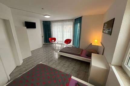 Haus zum Kaufen in Landsberg OT Queis 1.550.000,00 € 527 m²