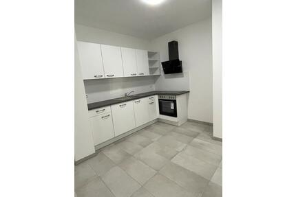 Erstbezug - 3 Zimmerwohnung mit Terrasse - Burgstetten